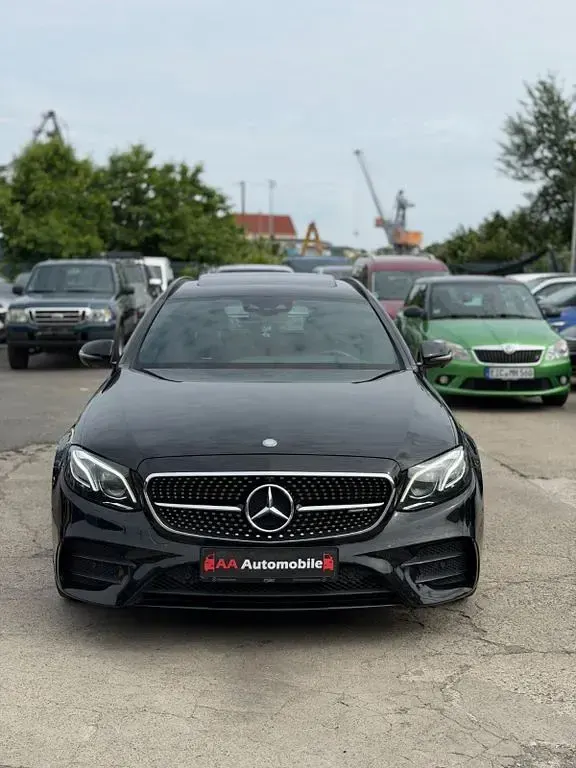 Gebraucht Mercedes E43 AMG AMG 401 PS (294 kW) 2017 Schwarz Limousine