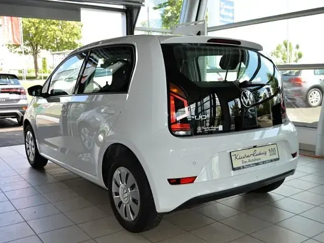 Gebraucht VW up! Move 65 PS (47 kW) 2022 Pure white Kleinwagen