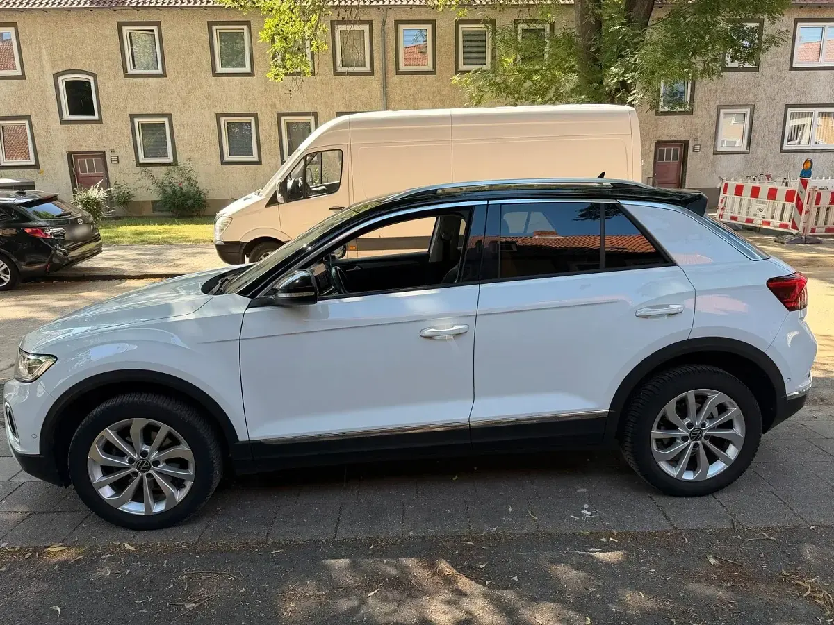 Gebraucht VW T-Roc 150 PS (110 kW) 2022 Weiß SUV