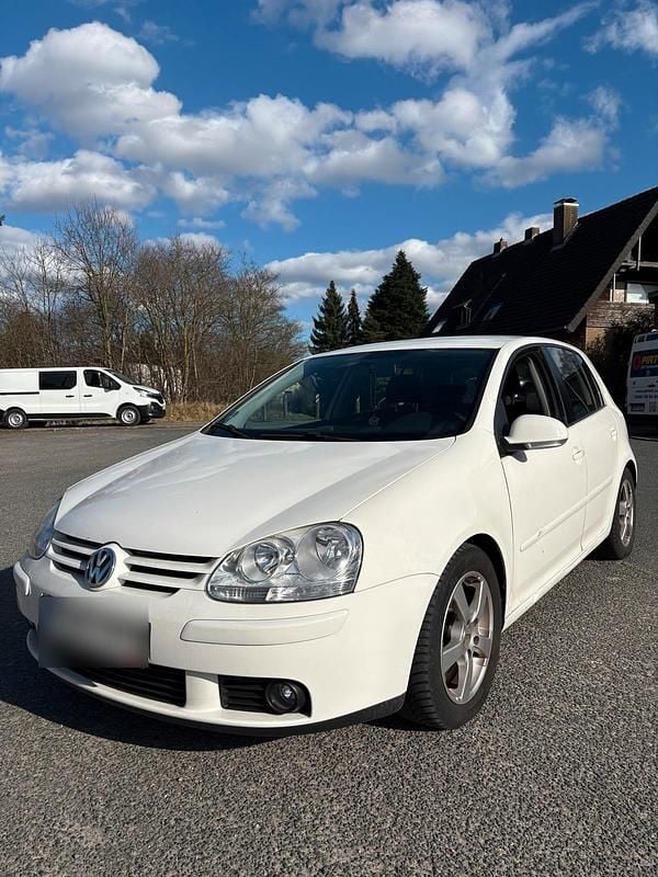 Gebraucht VW Golf VI 101 PS (74 kW) 2008 Weiß Kleinwagen