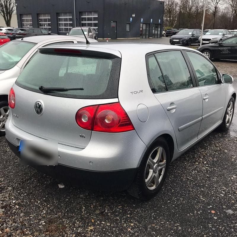 Gebraucht VW Golf V 105 PS (77 kW) 2007 Silber Limousine