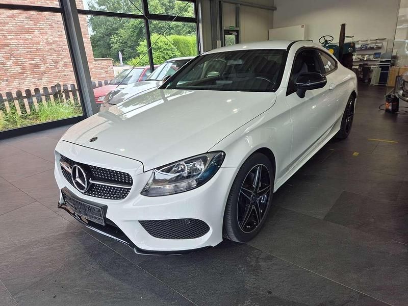 Polarweiss unilack Gebraucht 2017 Mercedes C200 Coupé | 25.000 € (Teuer) - Bild 1/4