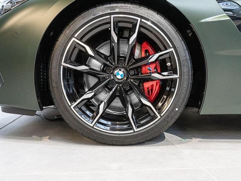 Neu BMW Z4 Pure Impulse 340 PS (250 kW) 2025 Grün Cabrio