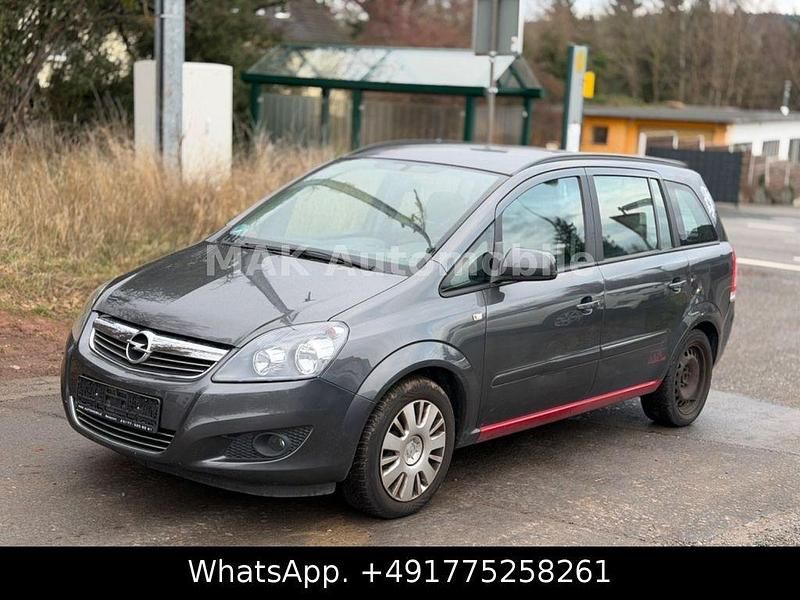 Gebraucht Opel Zafira Family 140 PS (102 kW) 2012 Grau Van / Kleinbus