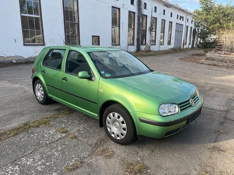 Gebraucht VW Golf III 75 PS (55 kW) 1999 Grün Limousine