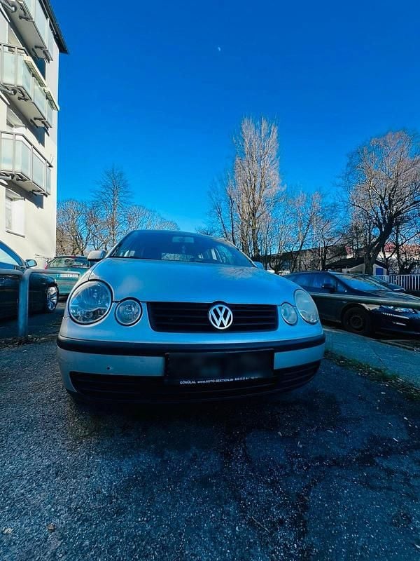 Gebraucht VW Polo 65 PS (47 kW) 2002 Grau Kleinwagen