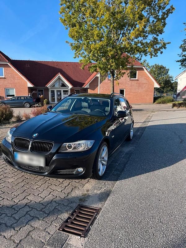 Gebraucht 2009 BMW 320 Kombi | 5.100 € (Fairer Preis) - Bild 1/4
