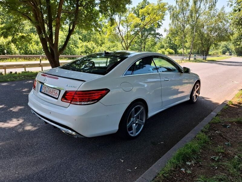 Gebraucht Mercedes E350 306 PS (225 kW) 2013 Weiß Coupé