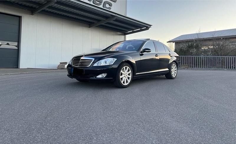 Schwarz Gebraucht 2008 Mercedes S450 Limousine | 10.000 € - Bild 1/4