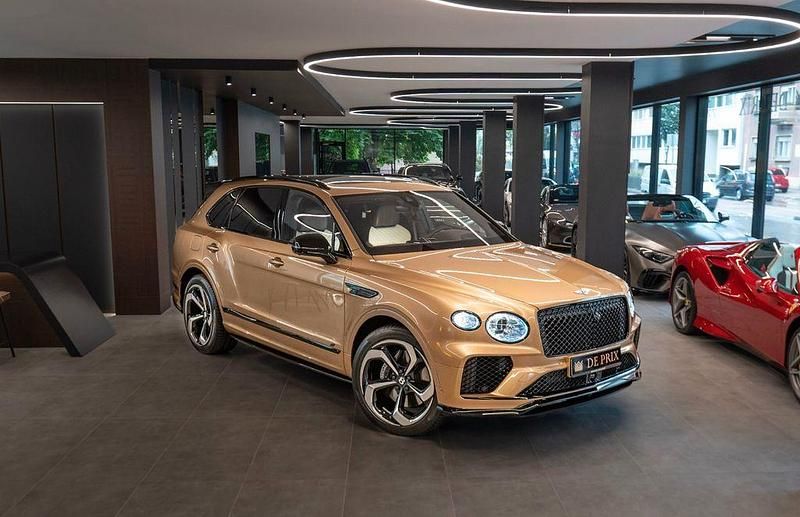 Braun Gebraucht 2024 Bentley Bentayga SUV | 321.300 € - Bild 1/4
