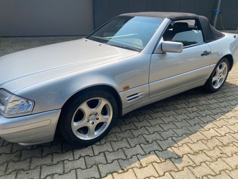 Silber Gebraucht 1998 Mercedes SL320 Cabrio | 25.950 € (Guter Preis) - Bild 1/4