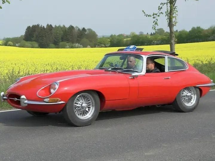 Rot Gebraucht 1968 Jaguar E-Type Coupé | 99.000 € - Bild 1/4