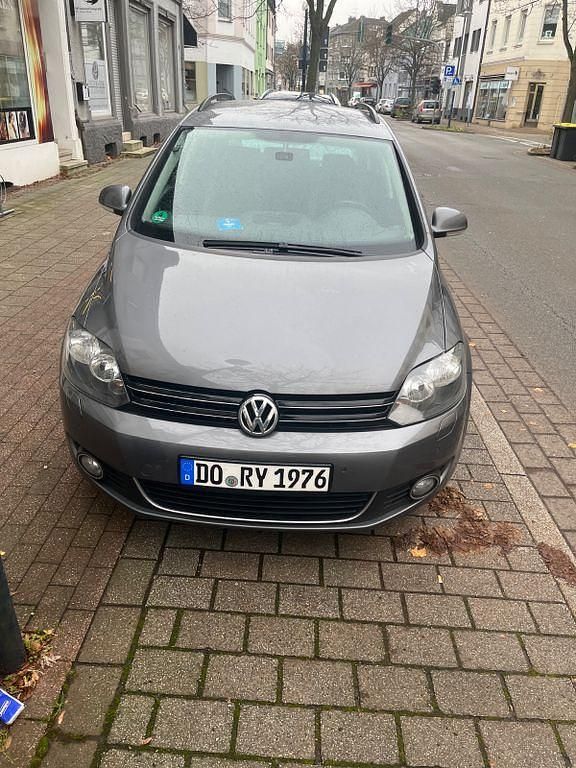 Grau Gebraucht 2013 VW Golf Plus Comfortline Van / Kleinbus | 6.500 € (Fairer Preis) - Bild 1/4