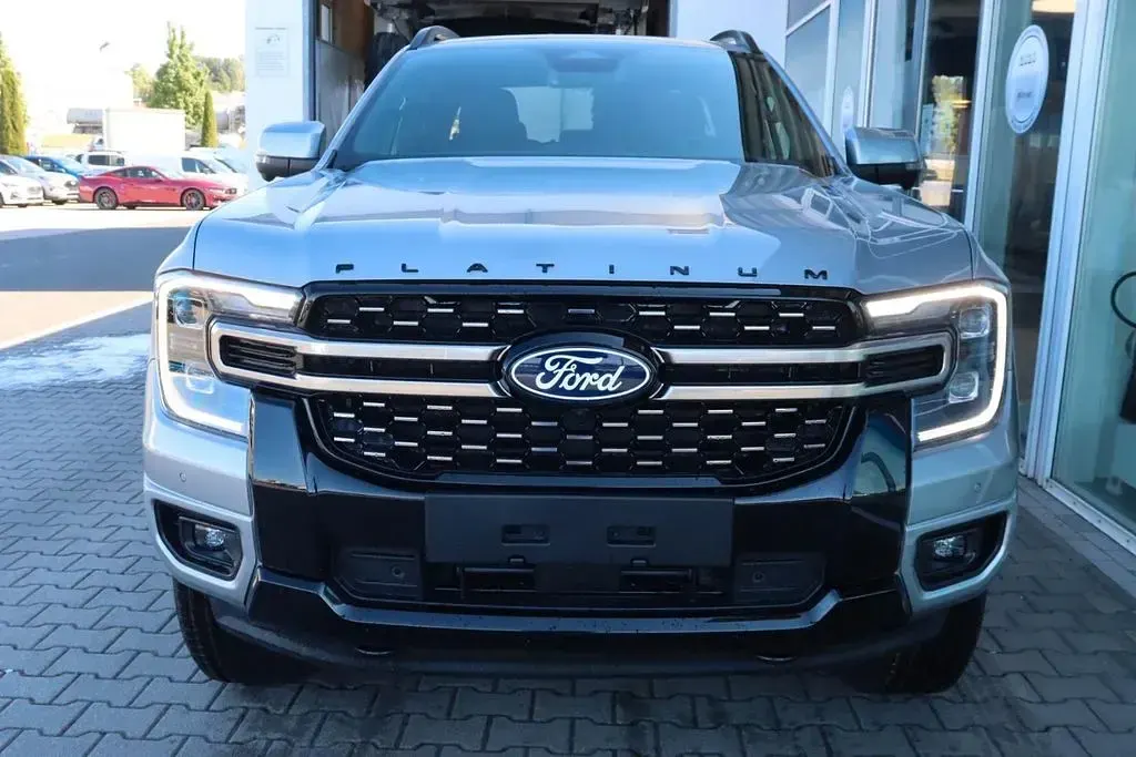 Neu Ford Ranger Platinum 241 PS (177 kW) 2026 Silber Pickup