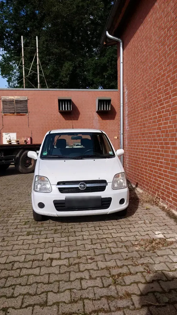 Gebraucht Opel Agila 48 PS (35 kW) 2005 Weiß Van / Kleinbus