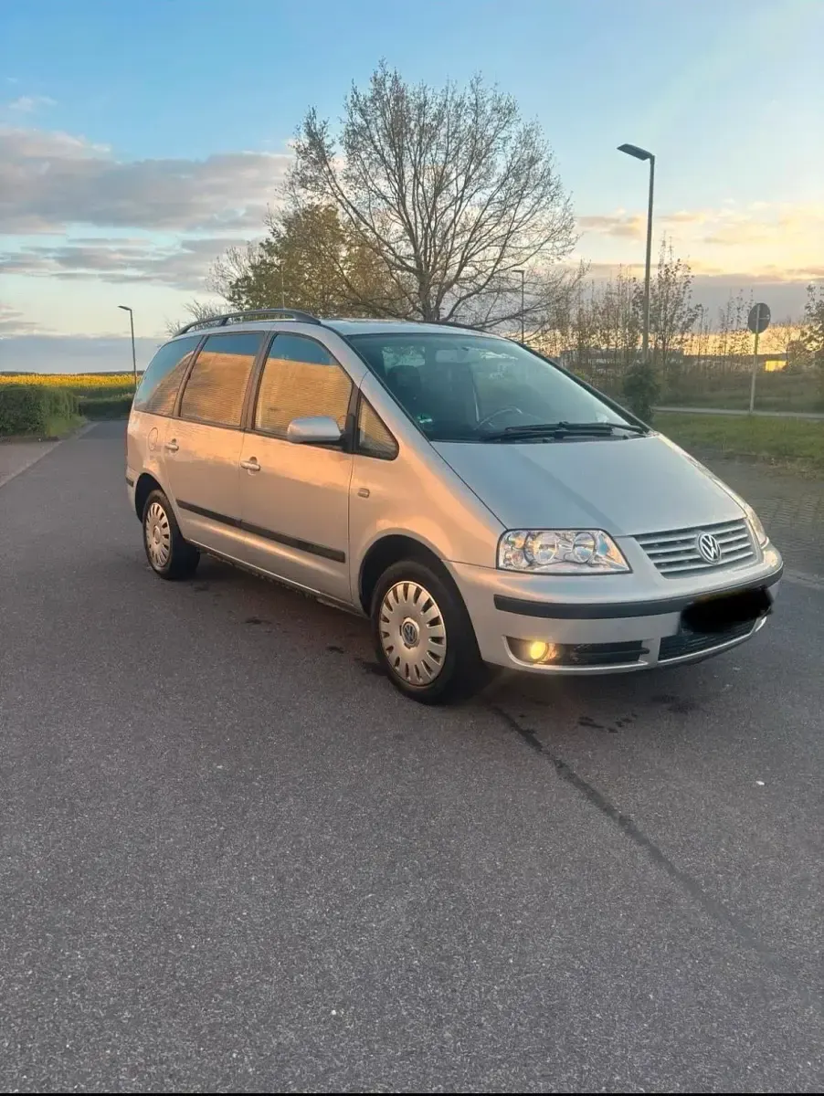 Gebraucht VW Sharan 116 PS (85 kW) 2004 Silber Van / Kleinbus