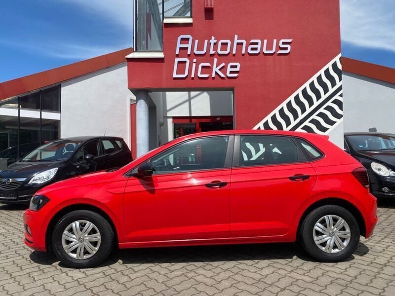 Usata VW Polo Trendline 80 CV (58 kW) 2019 Rosso Utilitaria