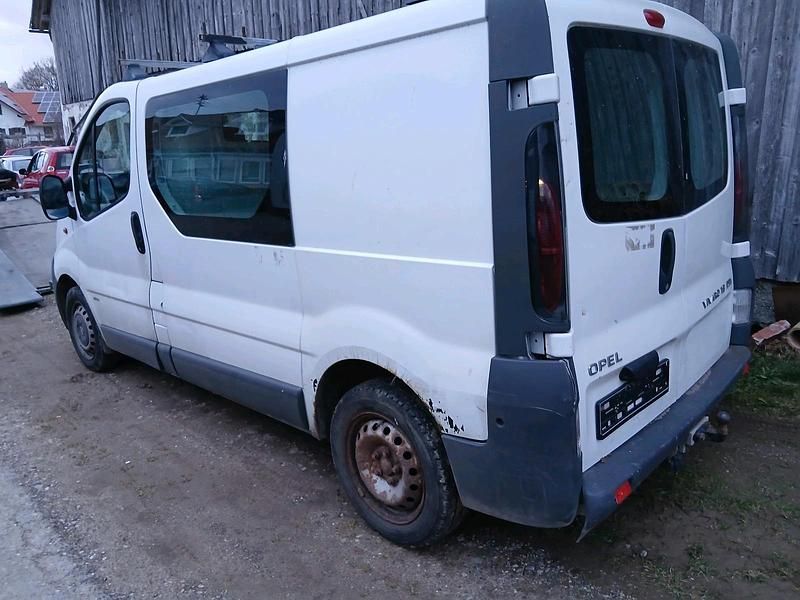 Gebraucht Opel Movano 101 PS (74 kW) 2003 Weiß Kombi