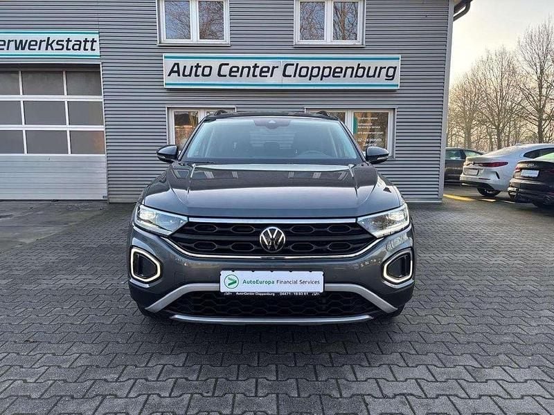 Second-hand VW T-Roc Life 150 CP (110 kW) 2022 Gri SUV