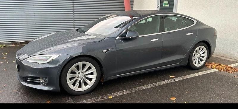 Gebraucht Tesla Model S 413 kW (562 PS) 2020 Grau Kleinwagen