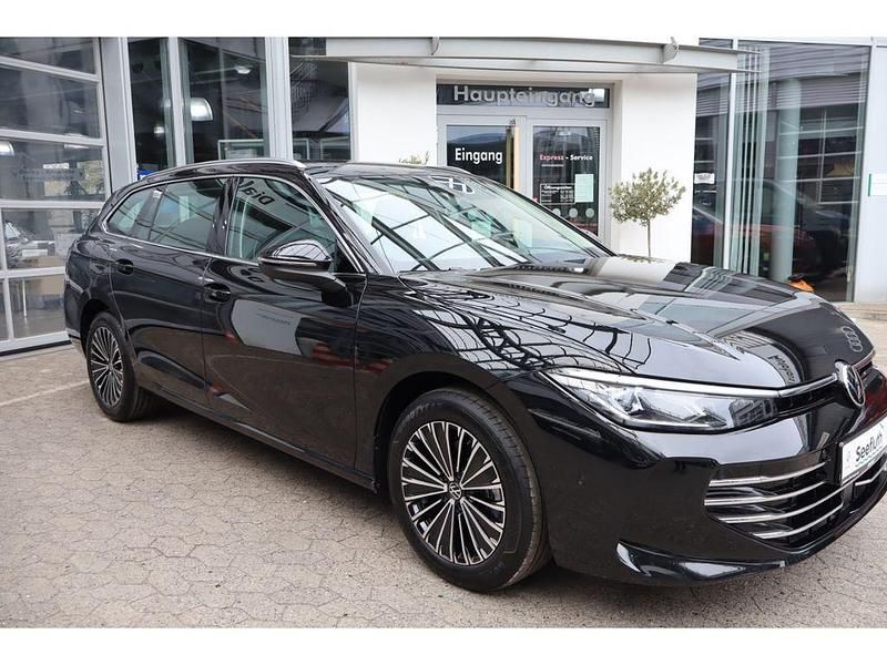 Neu VW Passat Active 150 PS (110 kW) 2026 Schwarz Kombi