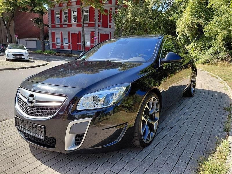 Schwarz Gebraucht 2011 Opel Insignia OPC Limousine | 5.999 € (Superpreis) - Bild 1/4