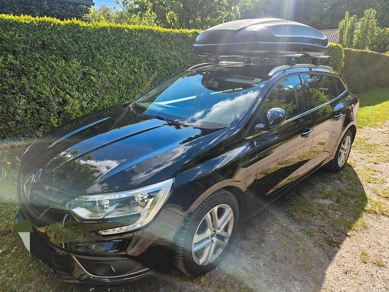 Schwarz Gebraucht 2016 Renault Mégane III Experience Limousine | 9.200 € (Fairer Preis) - Bild 1/4