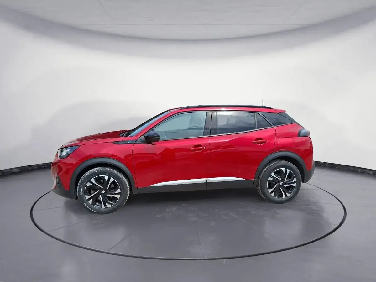 Gebraucht Peugeot e-2008 Allure 100 kW (136 PS) 2023 SUV