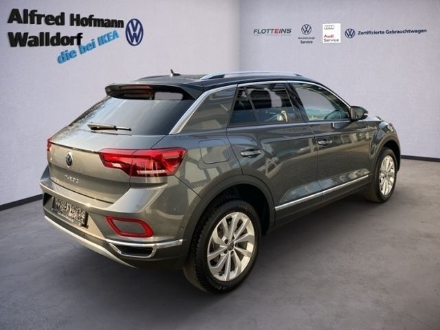 Gebraucht VW T-Roc Style 150 PS (110 kW) 2024 Grau SUV