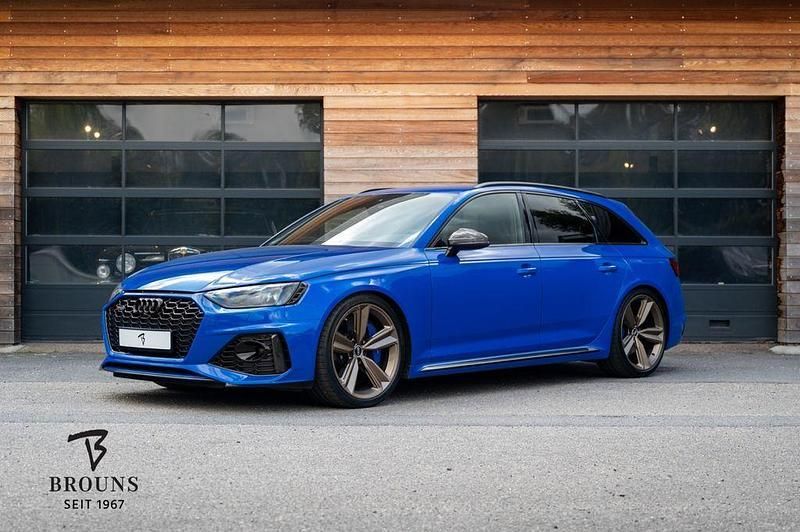 Nogaroblau Gebraucht 2021 Audi RS4 Sport Kombi | 73.950 € (Guter Preis) - Bild 1/4
