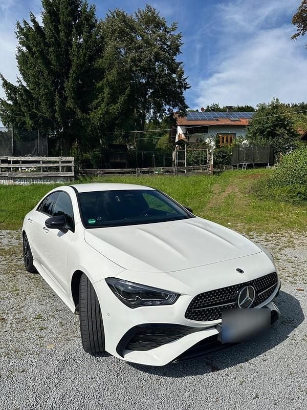 Gebraucht Mercedes CLA200 Advanced Plus 163 PS (119 kW) 2023 Weiß Coupé