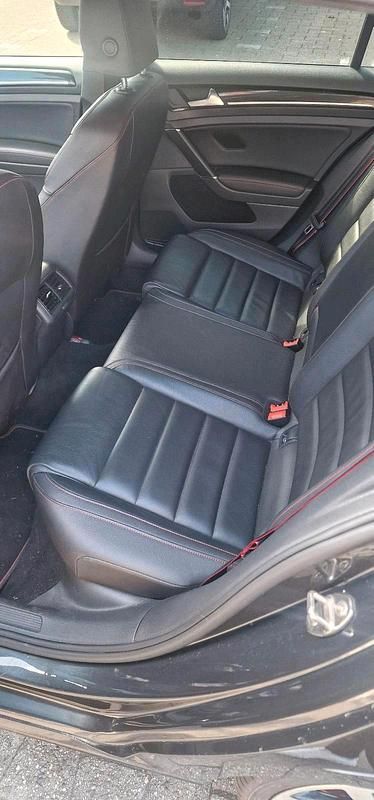 Gebraucht VW Golf VII 265 PS (194 kW) 2016 Schwarz Limousine