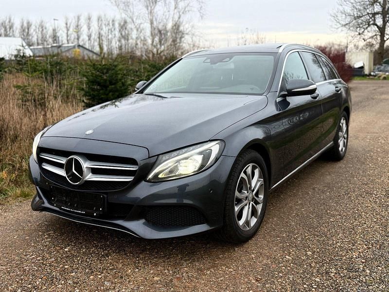 Gebraucht Mercedes C220 170 PS (125 kW) 2015 Grau Kombi