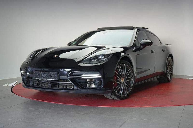 Gebraucht Porsche Panamera Turbo 549 PS (403 kW) 2016 Deep black perleffekt Limousine