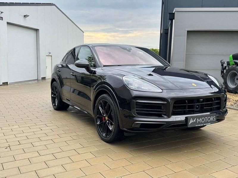 Schwarz Gebraucht 2021 Porsche Cayenne SUV | 82.490 € (Guter Preis) - Bild 1/4