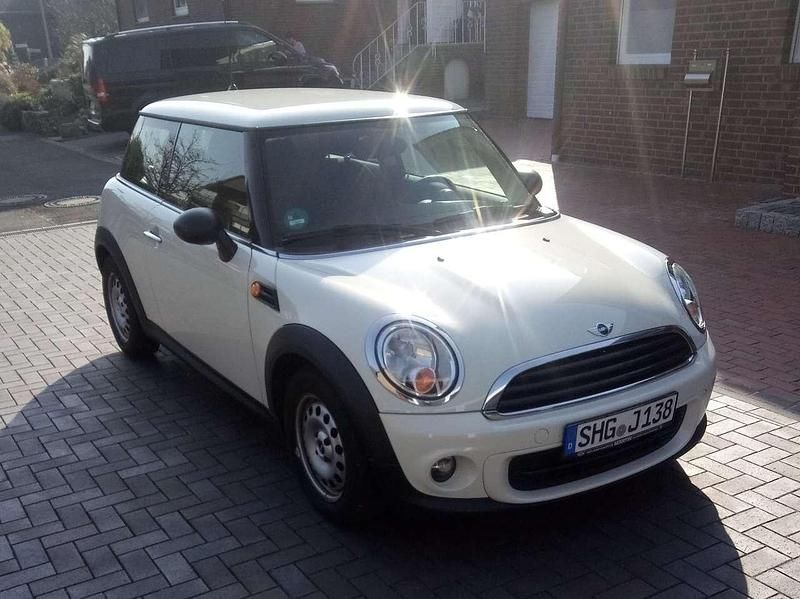Beige Gebraucht 2014 Mini ONE Kleinwagen | 7.200 € (Fairer Preis) - Bild 1/2