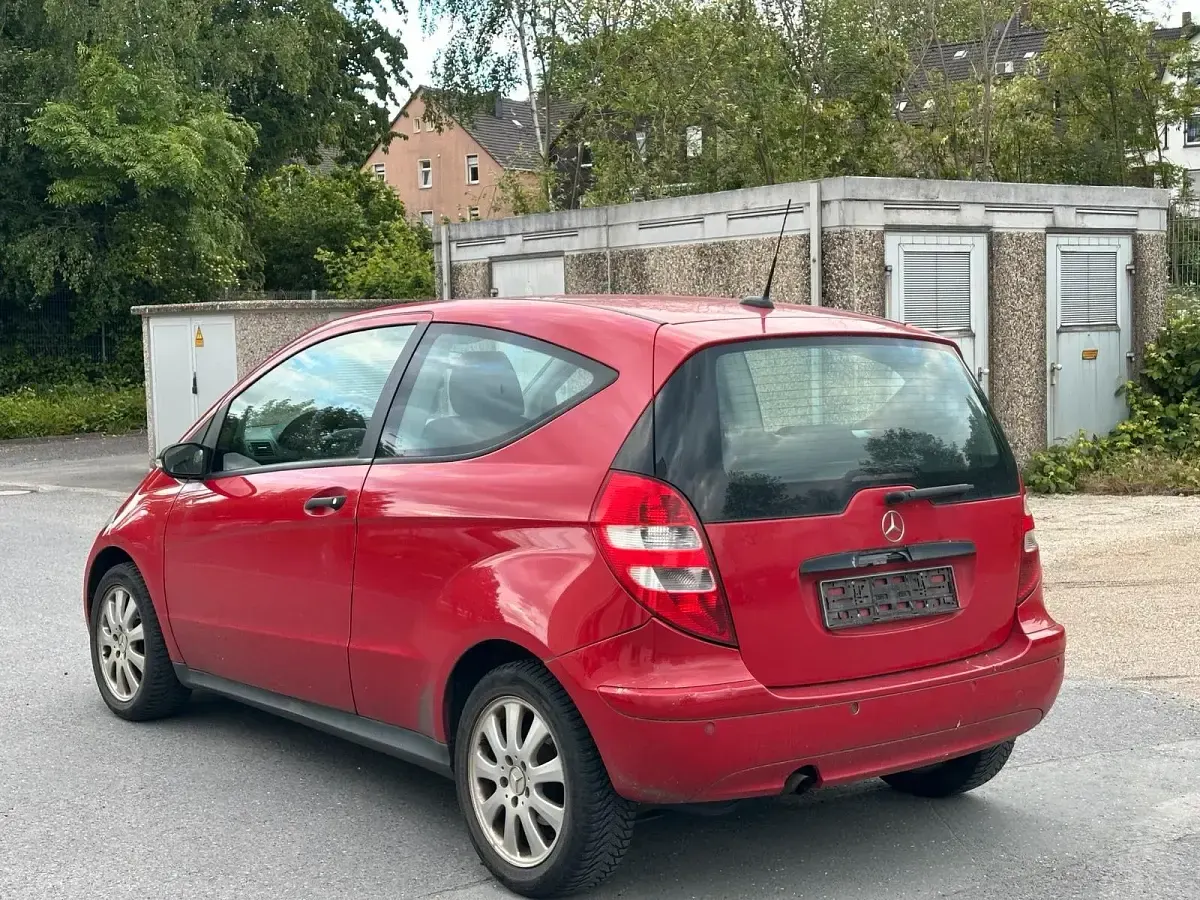 Gebraucht Mercedes A150 95 PS (69 kW) 2007 Rot Limousine