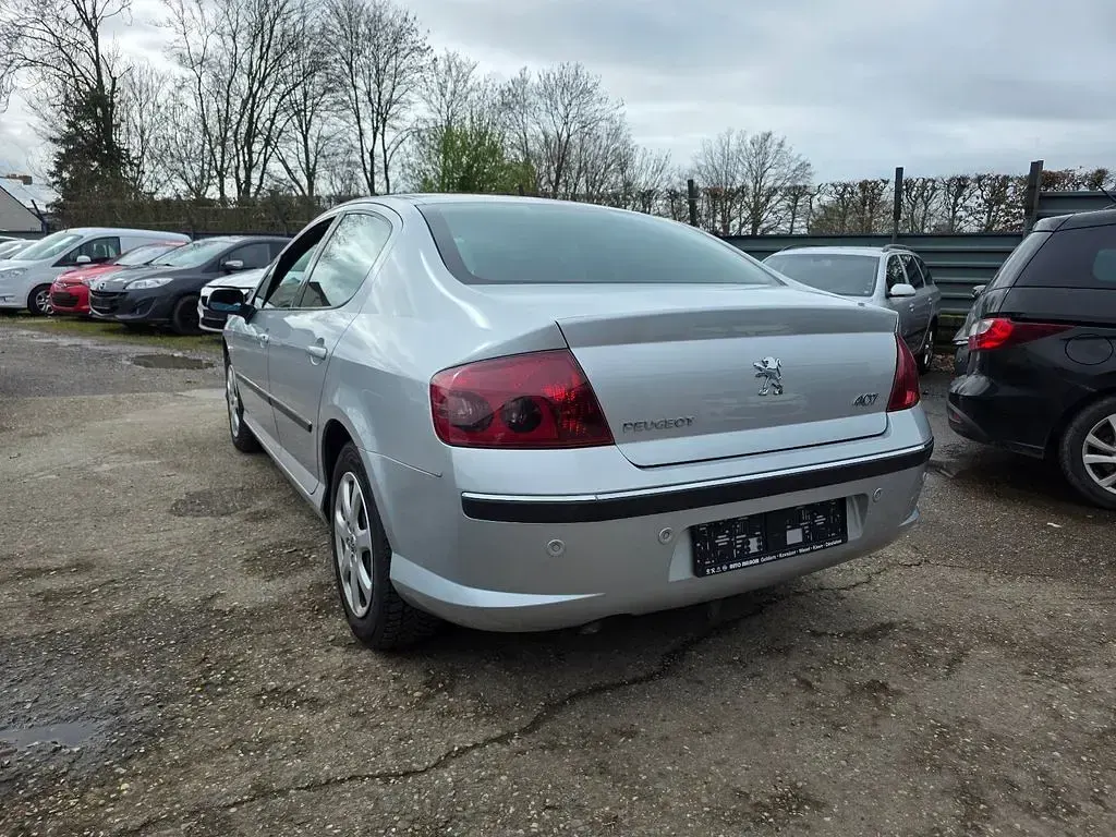Gebraucht Peugeot 407 Platinum 136 PS (100 kW) 2004 Silber Limousine