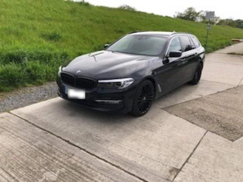 Gebraucht BMW 520 190 PS (139 kW) 2018 Schwarz Kombi