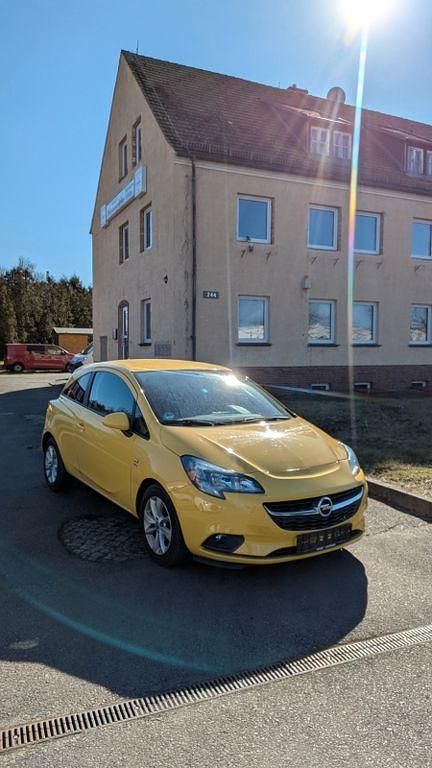Second-hand Opel Corsa drive 90 CP (66 kW) 2015 Galben Hatchback