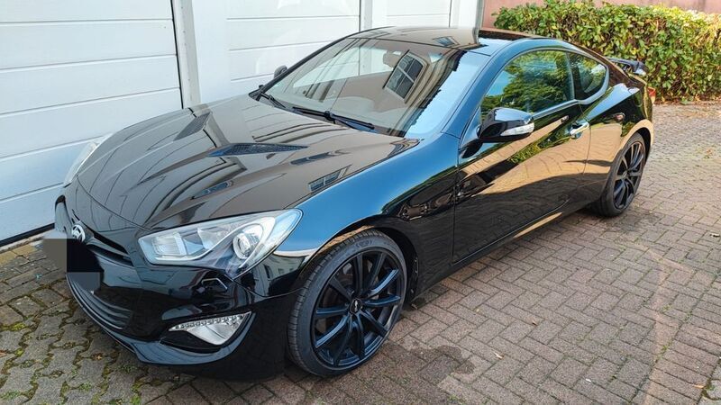 Schwarz Gebraucht 2013 Hyundai Genesis Coupé | 18.000 € (Fairer Preis) - Bild 1/4