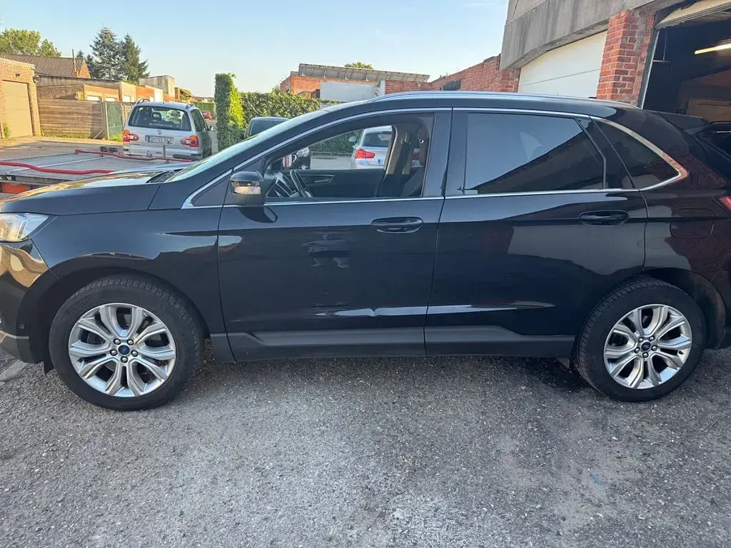 Gebraucht Ford Edge Titanium 150 PS (110 kW) 2021 Schwarz SUV