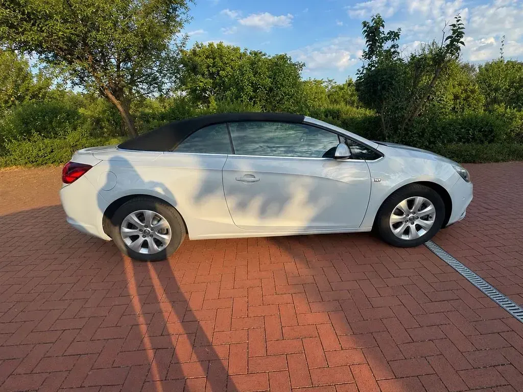 Gebraucht Opel Cascada 120 PS (88 kW) 2013 Grau Cabrio