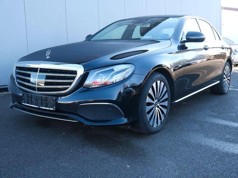 Gebraucht Mercedes E350 286 PS (210 kW) 2017 Schwarz Limousine