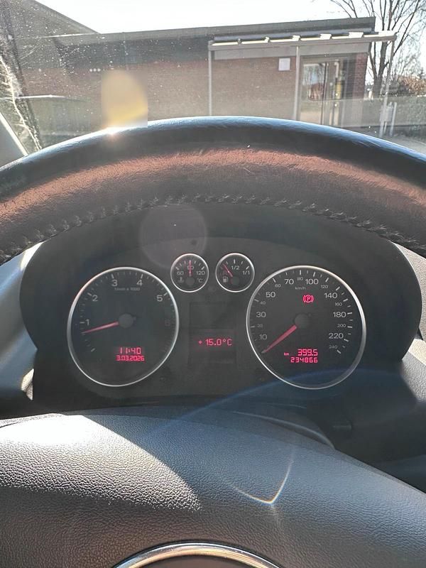 Gebraucht Audi A2 75 PS (55 kW) 2023 Silber Kleinwagen