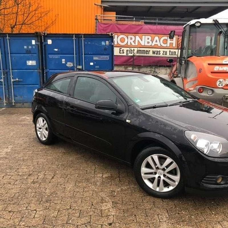 Gebraucht Opel Astra GTC Cosmo 140 PS (102 kW) 2006 Limousine