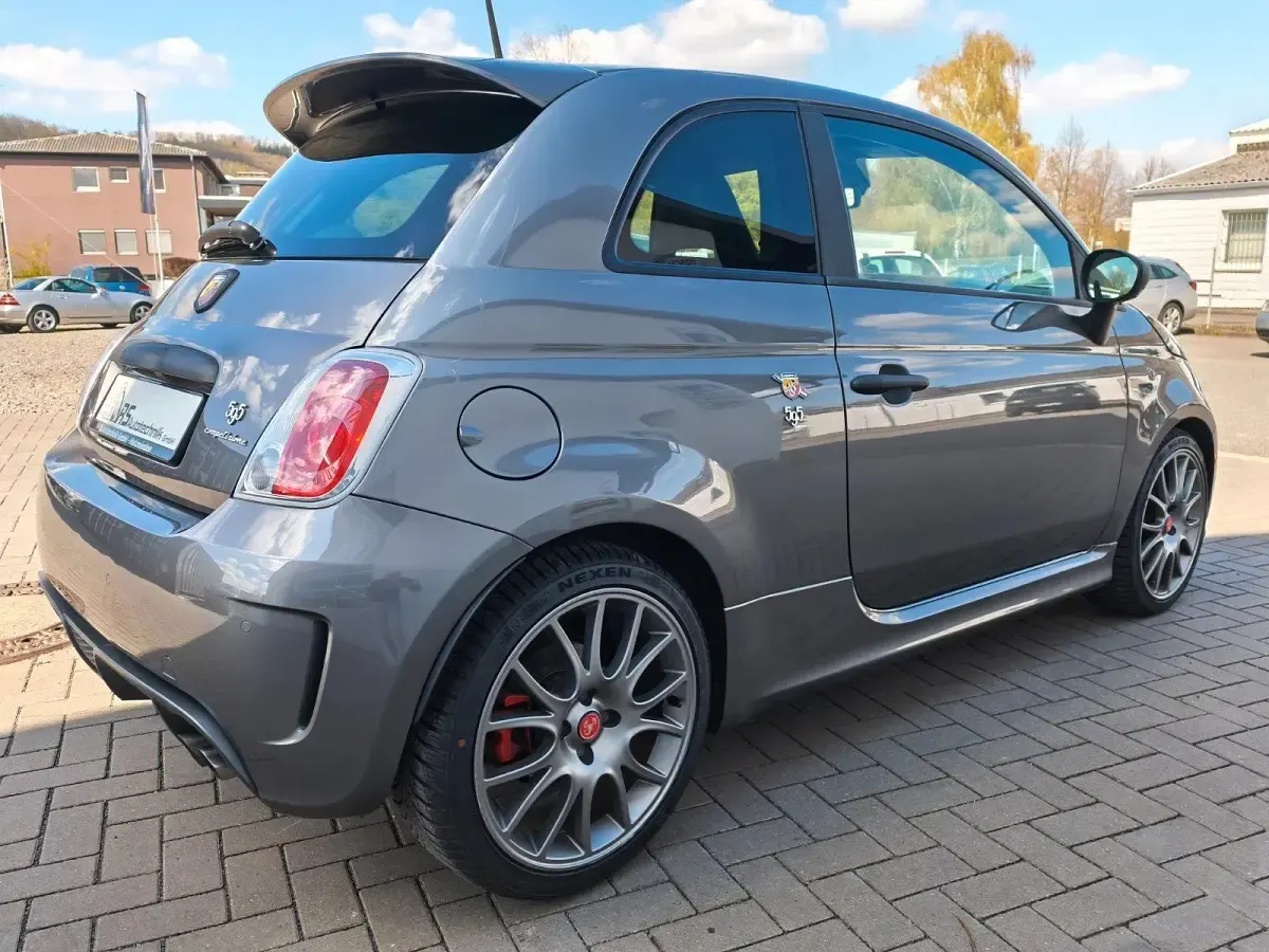 Gebraucht Abarth 595 Competizione 179 PS (131 kW) 2016 Colore esterno (record grau) Kleinwagen