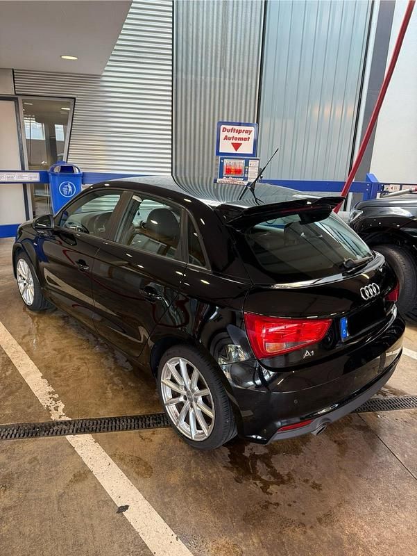 Gebraucht Audi A1 S-Line 95 PS (69 kW) 2018 Schwarz Kleinwagen