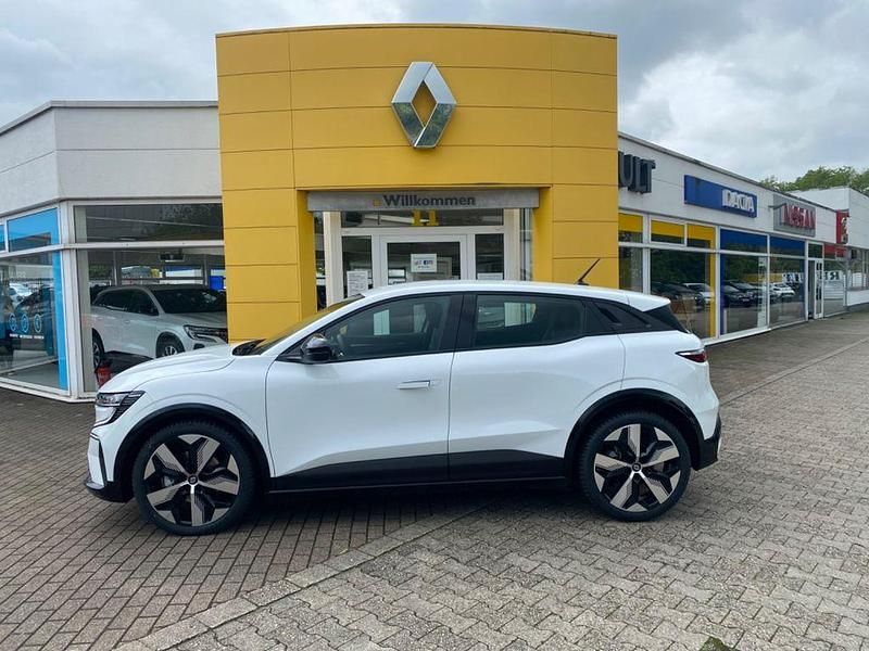 Gebraucht Renault Megane E-Tech Techno 160 kW (218 PS) 2024 Weiß Limousine