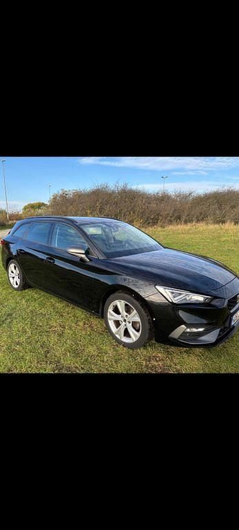 Schwarz Gebraucht 2020 Seat Leon FR Limousine | 16.500 € (Teuer) - Bild 1/4